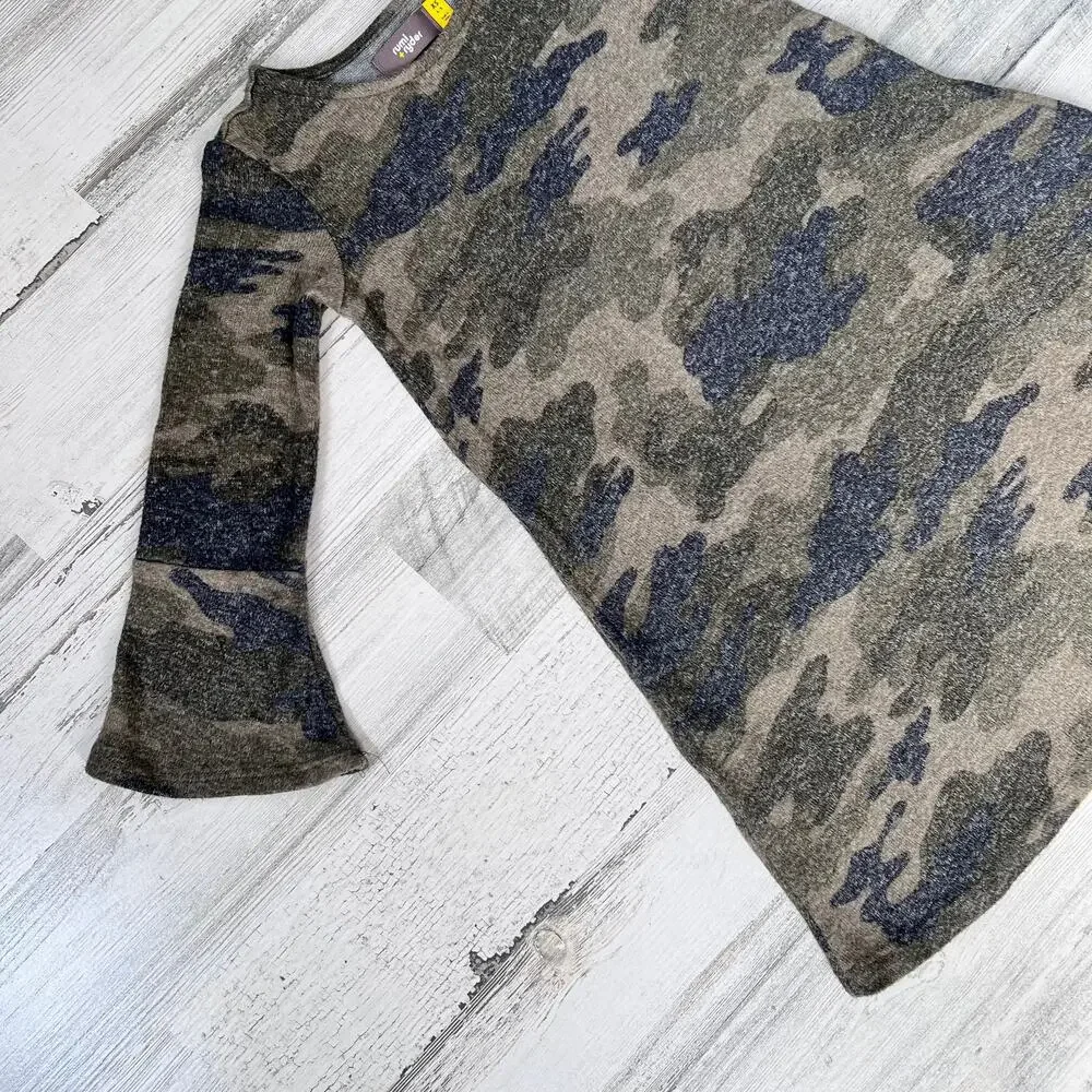🍄3/$15 Rumi + Ryder Dress Girls XS 4-5 Green Camo Bell Sleeve Pullover Pockets